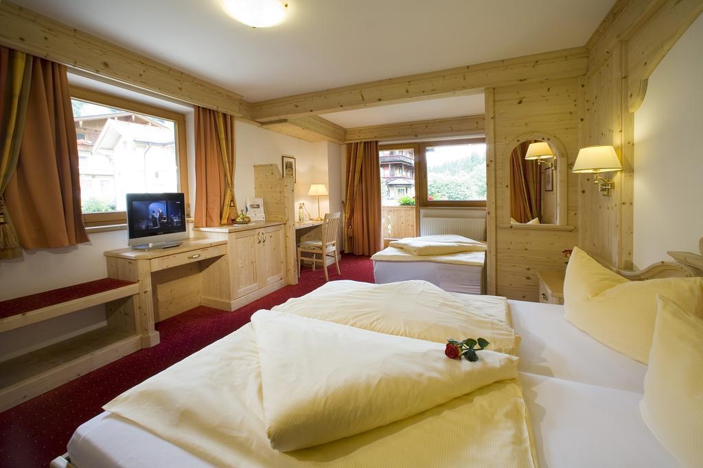Hotel Alpenhotel Tirolerhof 4*